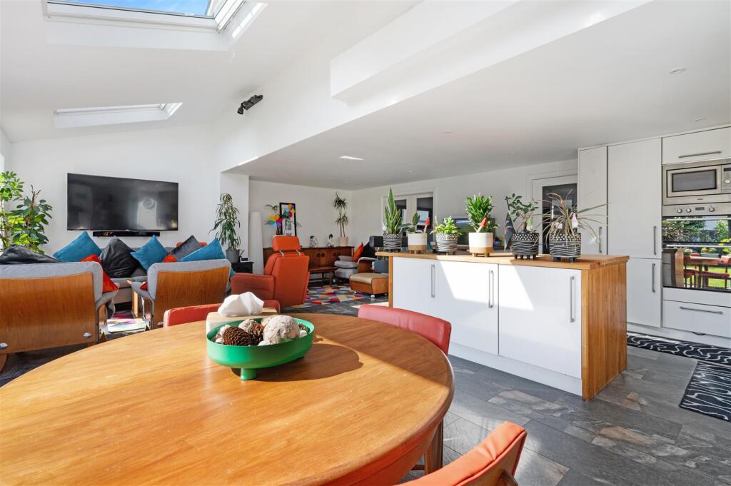 Open plan kitchen-diner family room