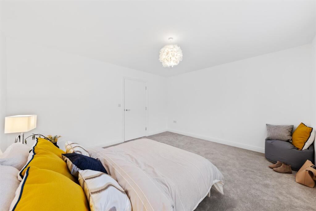 Plot20WoolfGroveWeb17.jpg