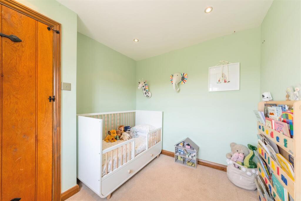 Bumblebee Cottage-5.jpg