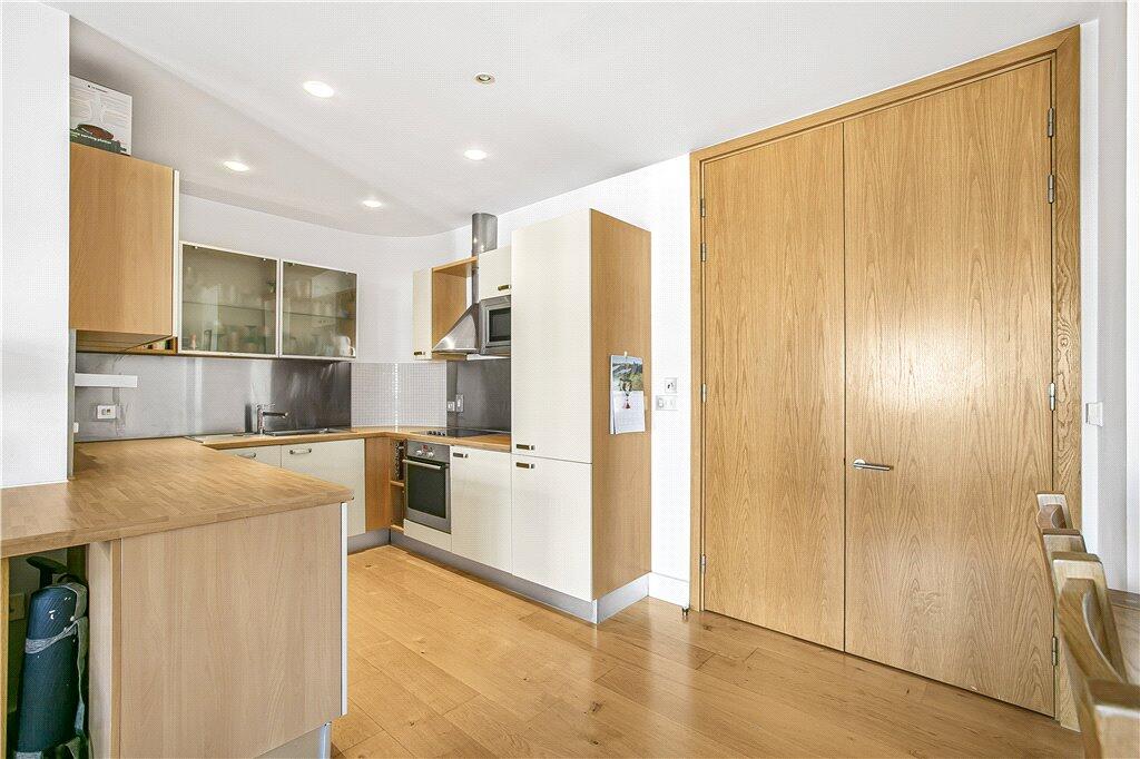 Reception/Kitchen