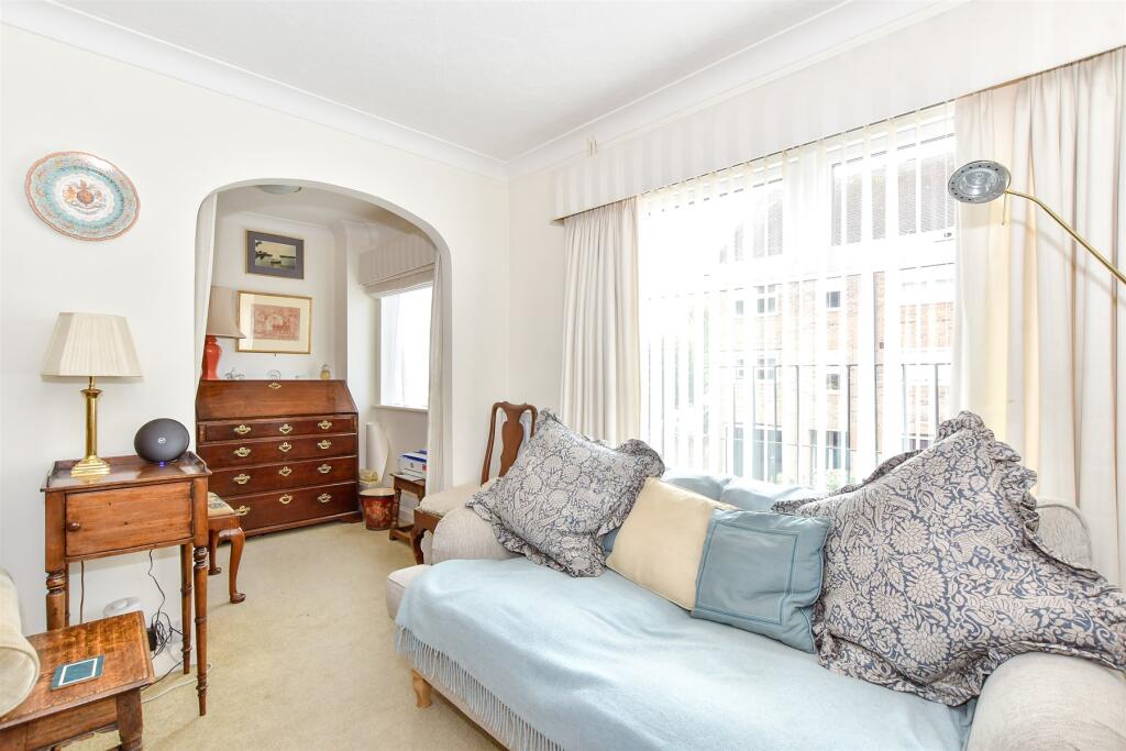 Internal Lifestyle Photograph