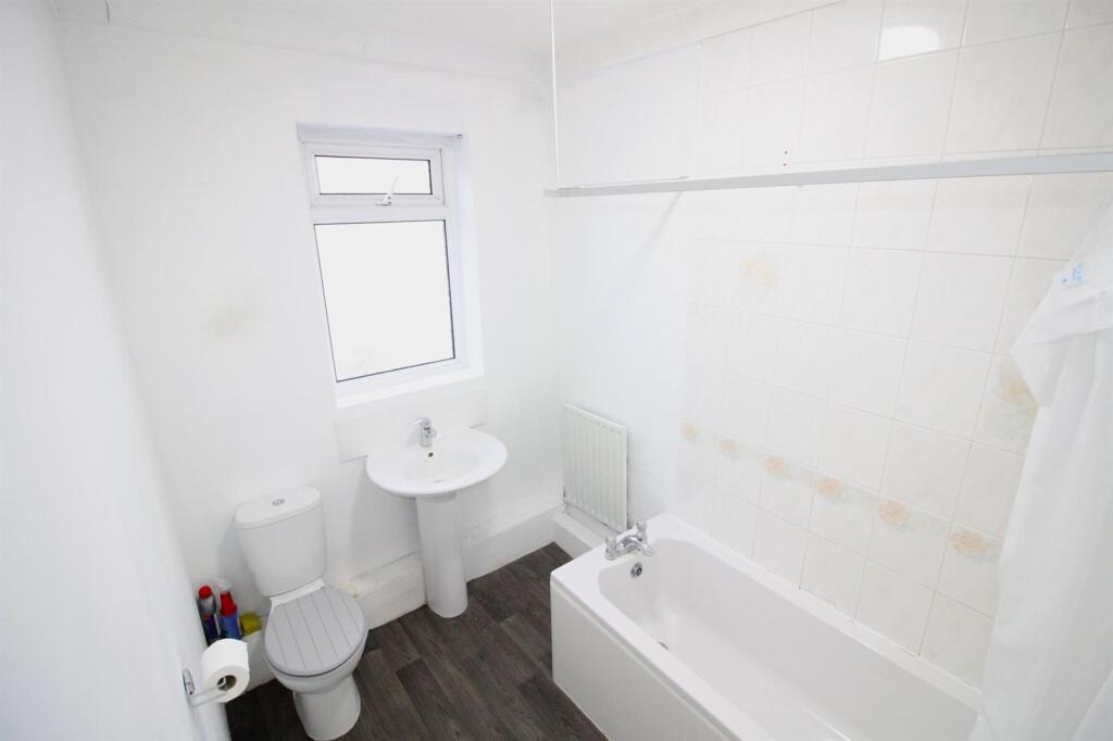 Bath2.JPG