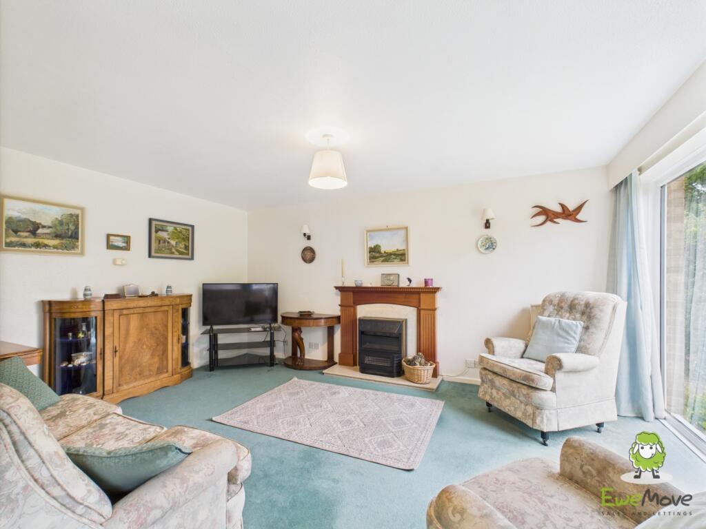 EweMove Estate Agents Basingstoke - Coniston Road 