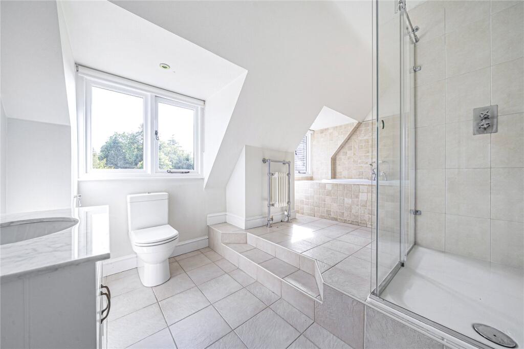 En Suite Shower Room