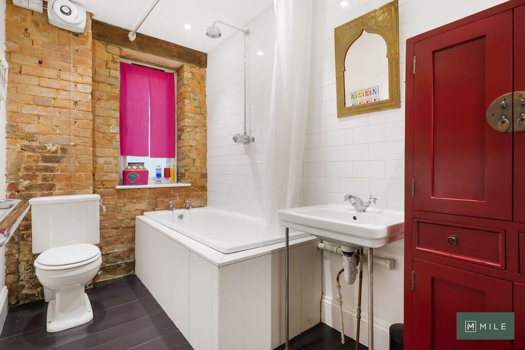 Flat A, 21 Park R...