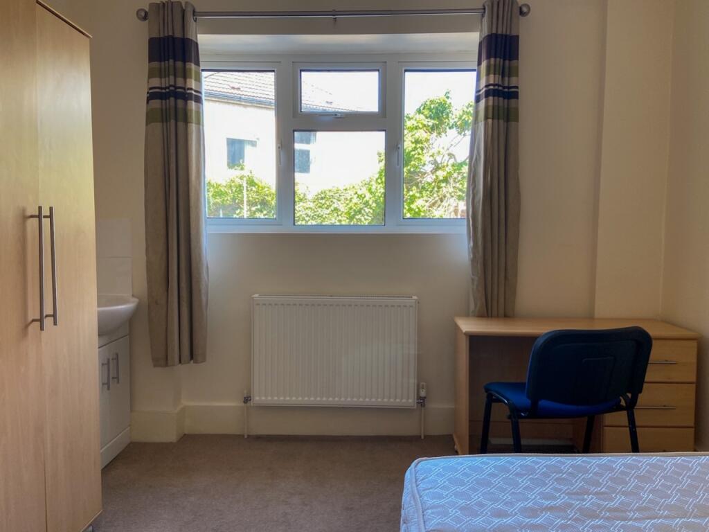3 Elm Grove Bedroom 2 (2)