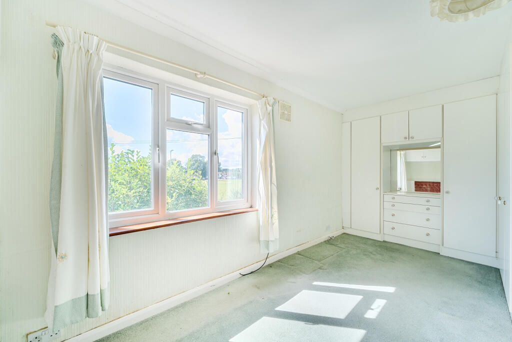 1348470-16-68b998...