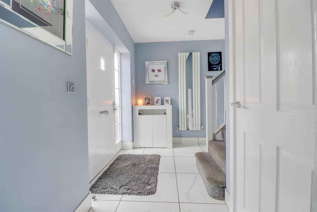 16 MAPLE LANE WICKFORD-16.jpg