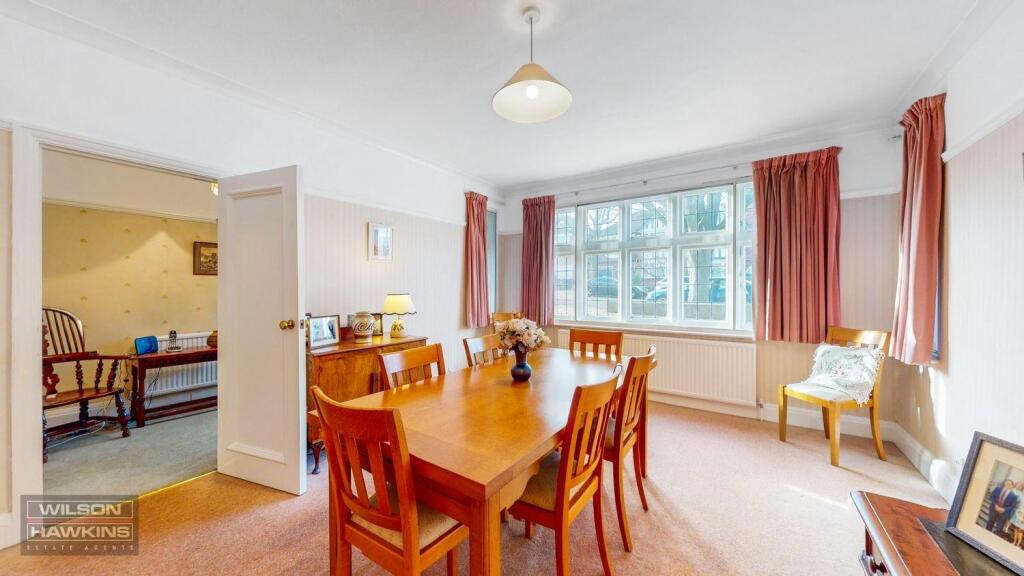 24 Shaftesbury Avenue, Kenton - SCChAUcrARVC14ItPz
