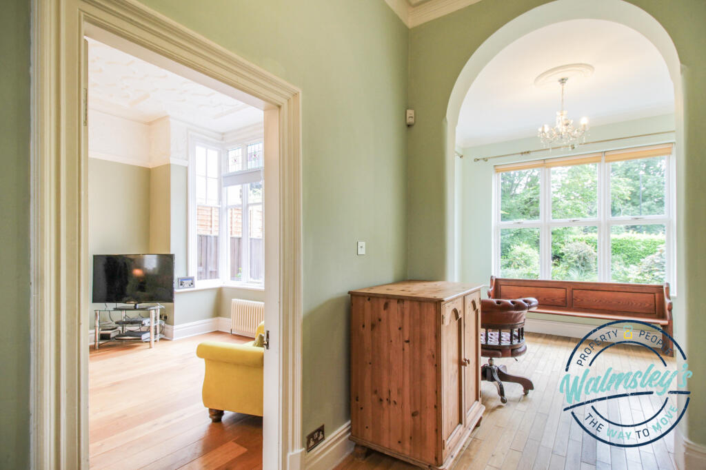 Original entrance hallway in left wing