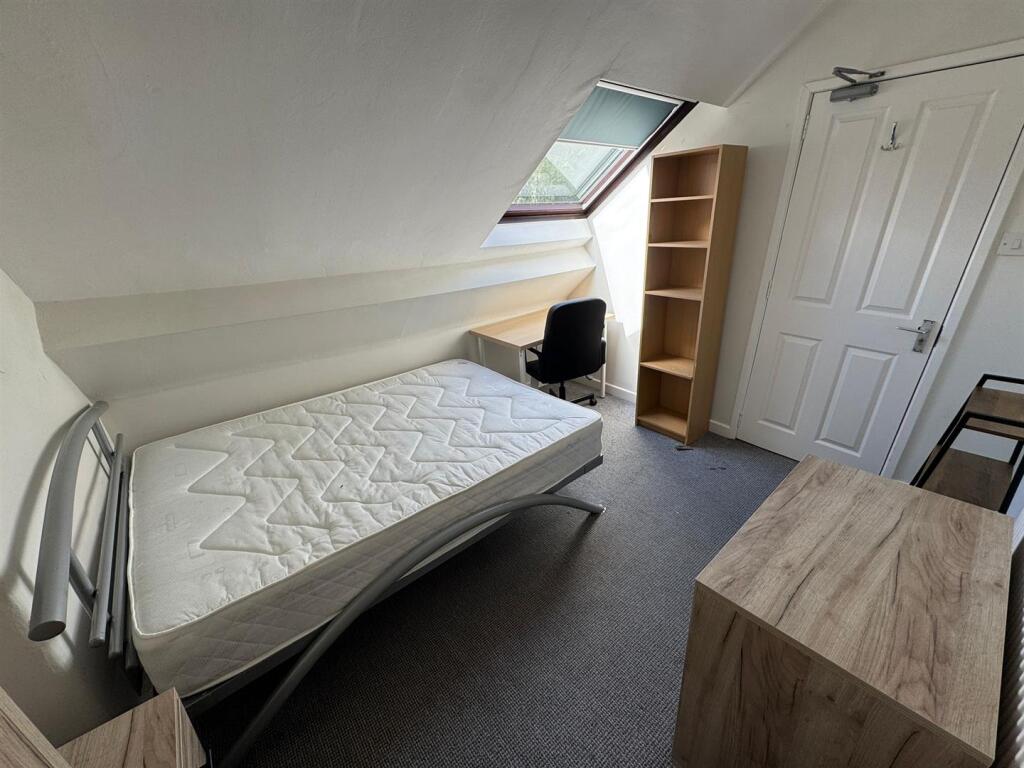 WhatsApp Image 2025-09-03 at 14.39.51_d47bfe6e.jpg