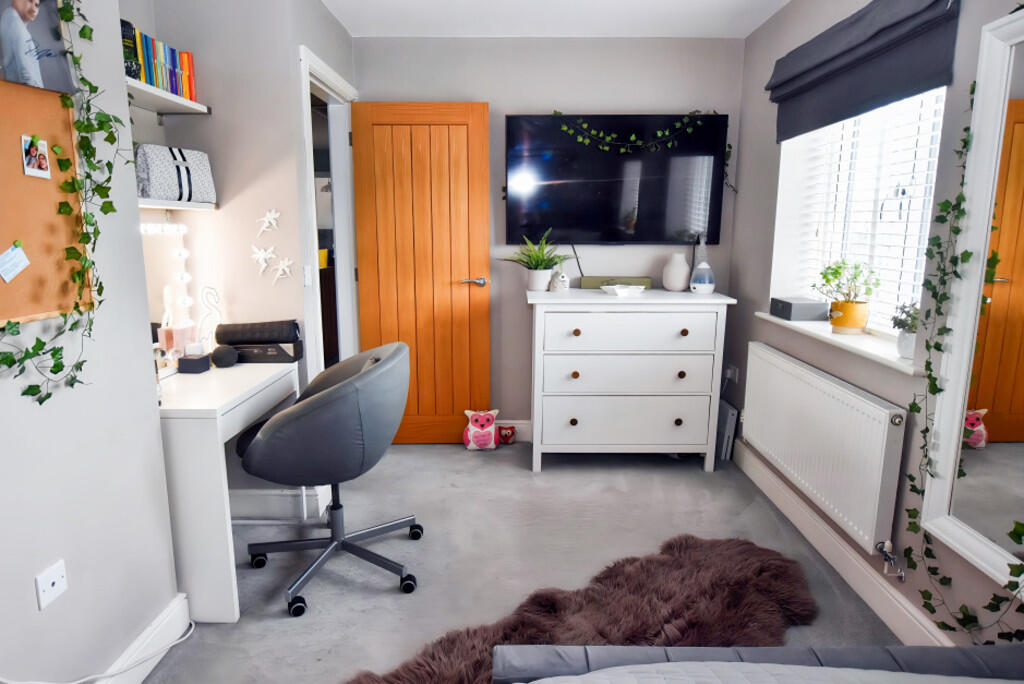 Bedroom 3b