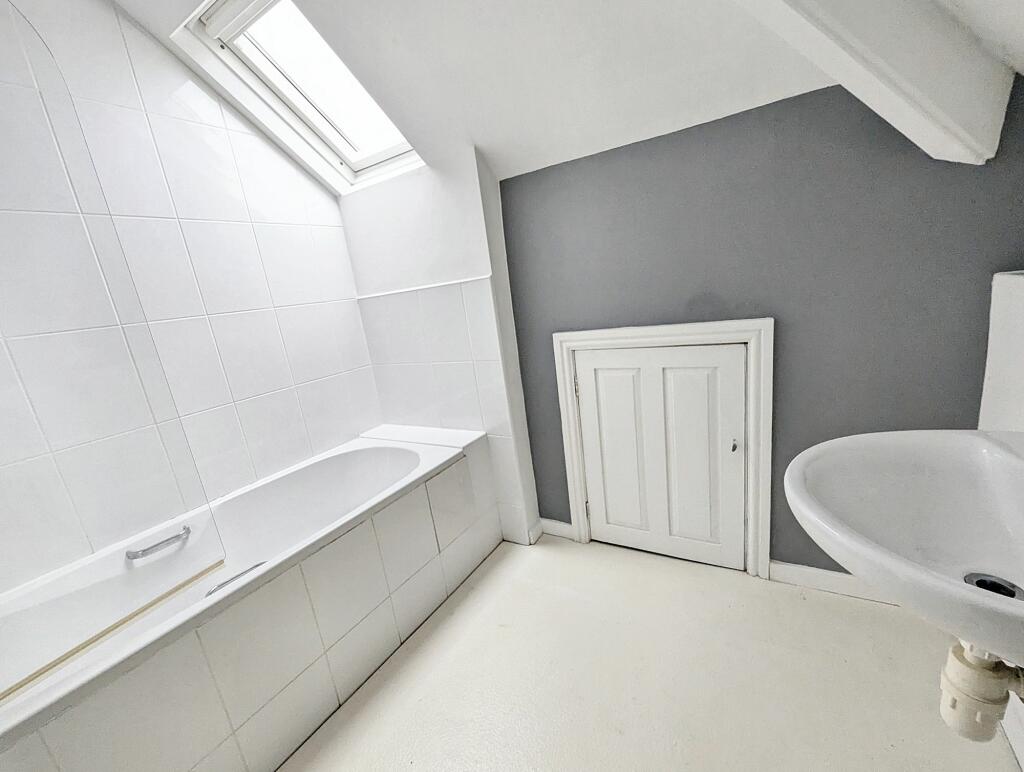 En-suite bedroom two