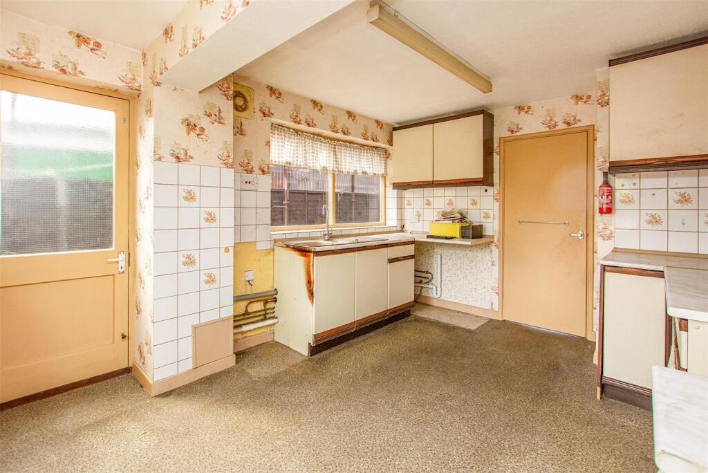 Kitchen/Breakfast Room