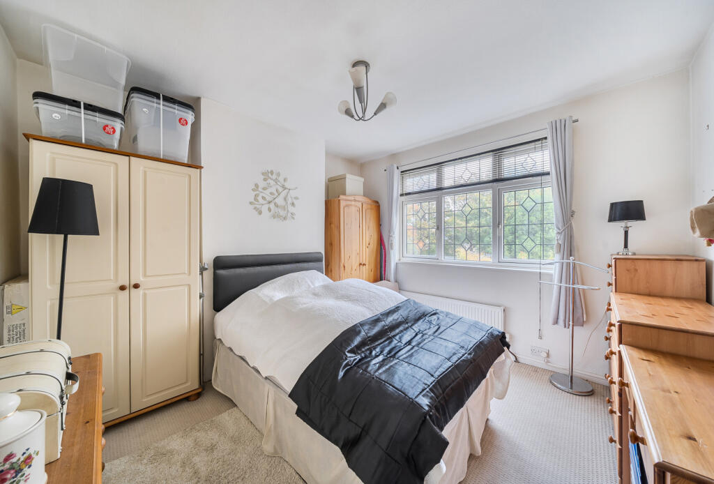 1374646-21-690a23...