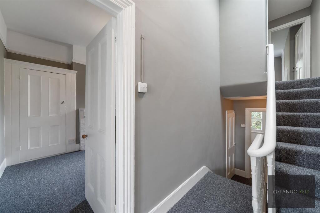 TFF, 113 Sugden Road SW11 5ED-4.jpg