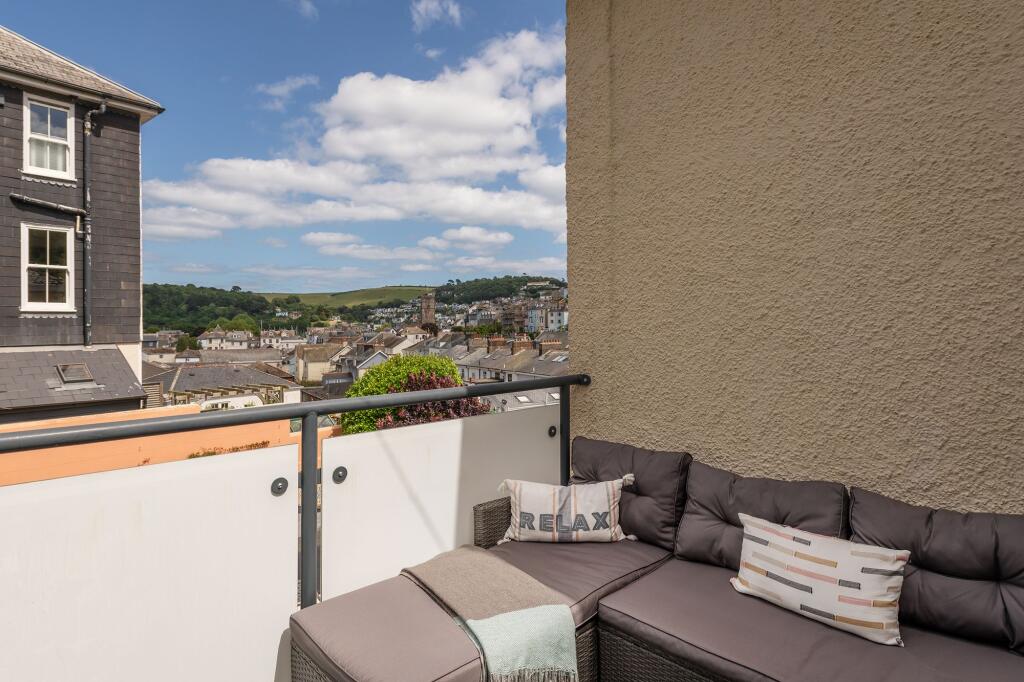 4a Vicarage Hill, Dartmouth