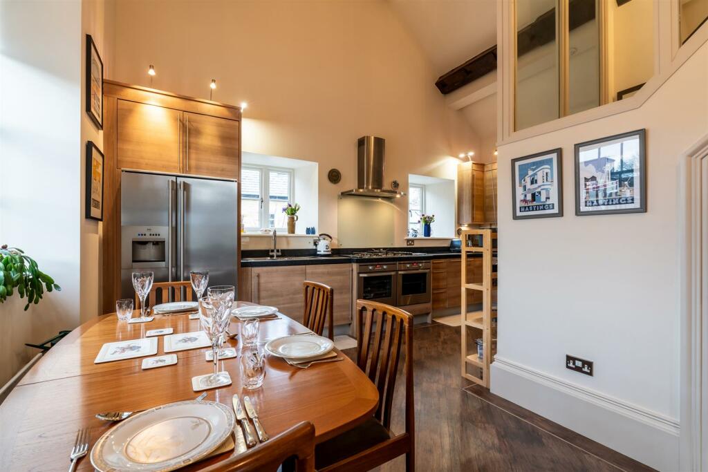 Dining Kitchen