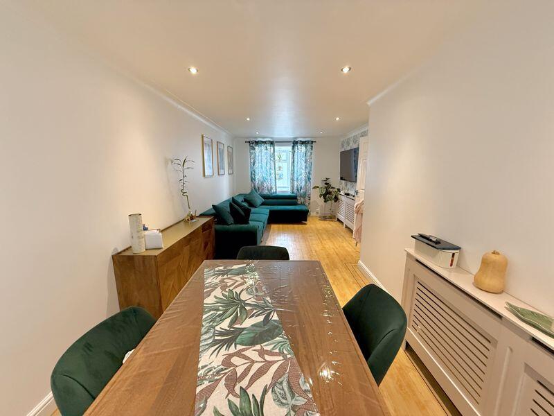 Lounge/Diner