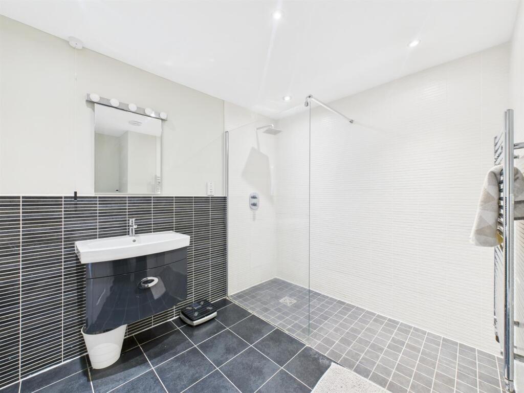 Large Well-Appointed En-Suite Shower Room