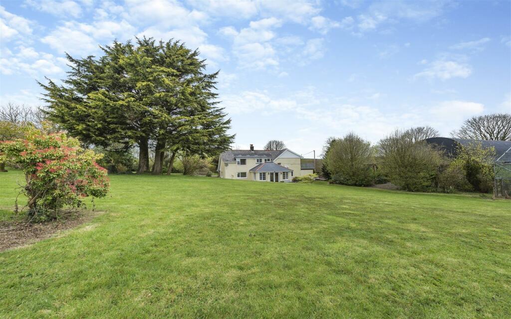 Gardens &amp; Grounds (Rear)