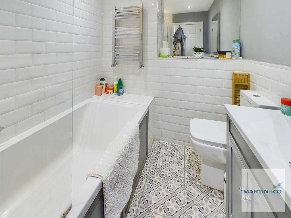 CAM03663G0-PR0121...