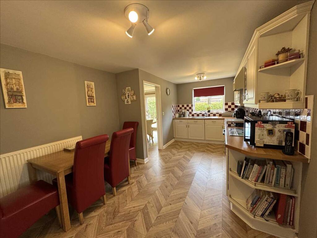 BREAKFAST KITCHEN