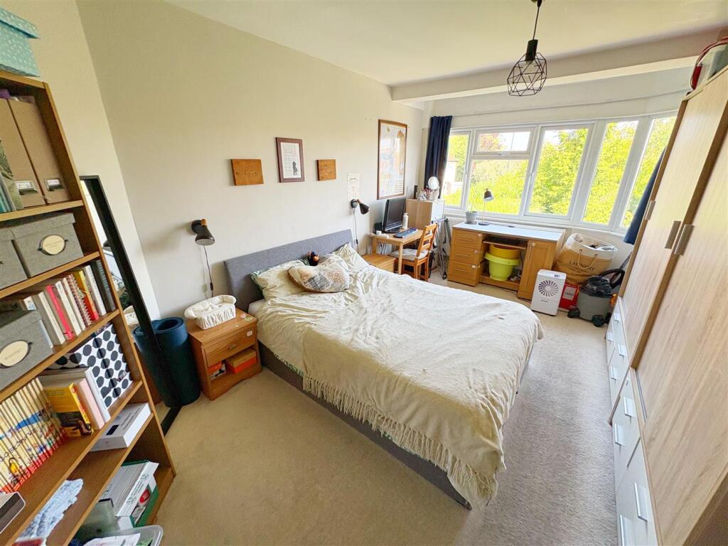 Bedroom One (7).jpg