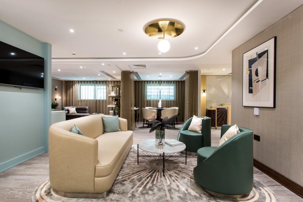 Communal Lounge - Pa