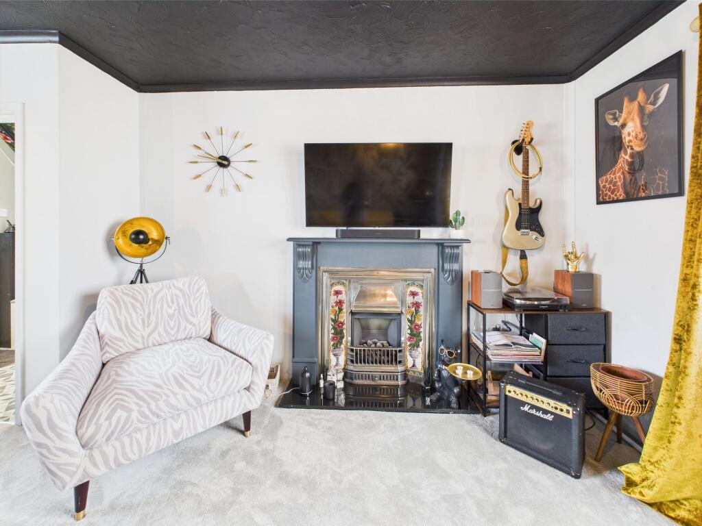 Living Room/Dining Room