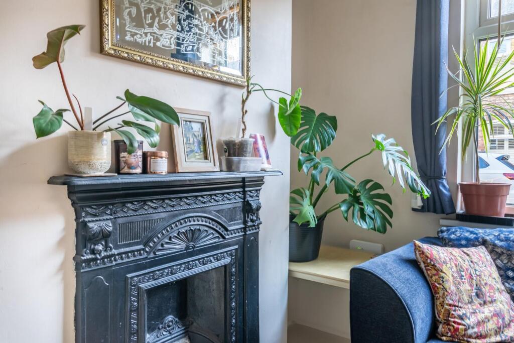 70 Gladstone street-3.jpg