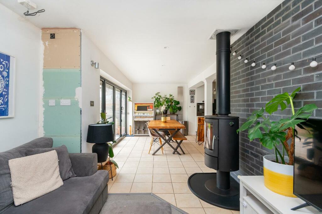 2D6CBH - KitchenDiner F.jpg