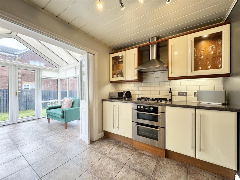 Kitchen / Conservatory