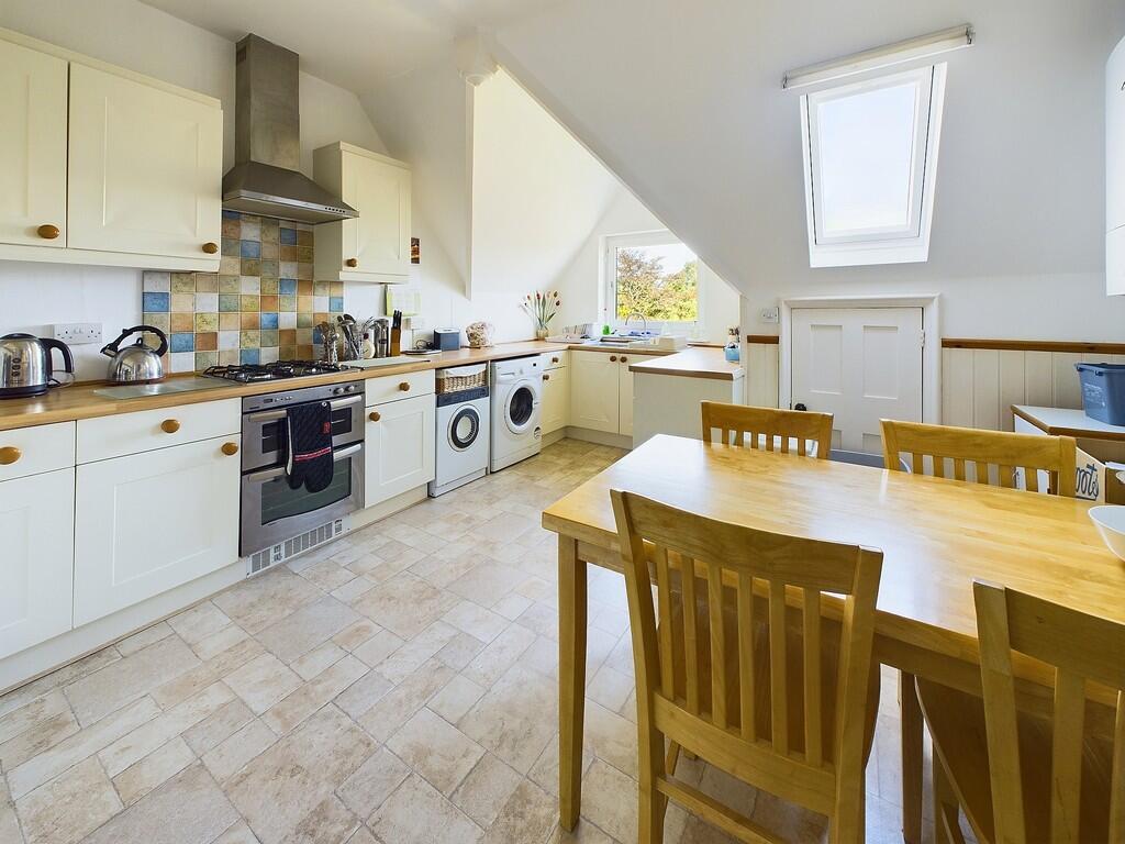 Kitchen c