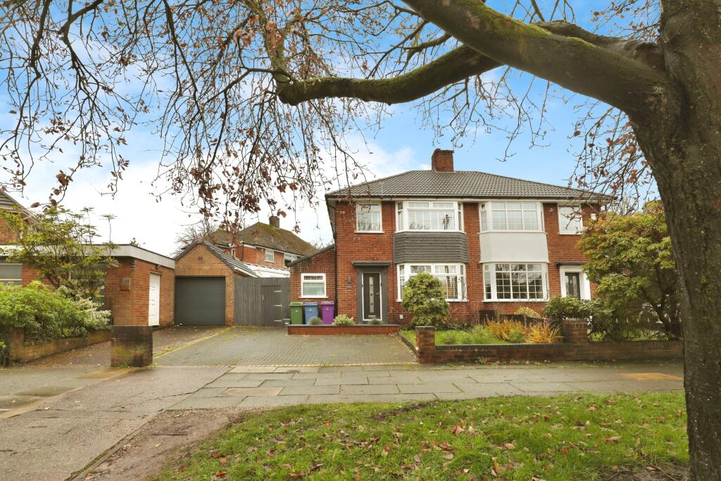 Bentham Drive, Liverpool, L16