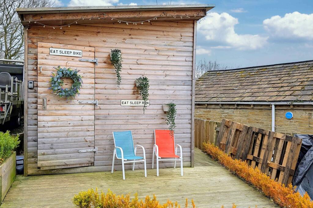 PXL_20250221_145449663_inPixio