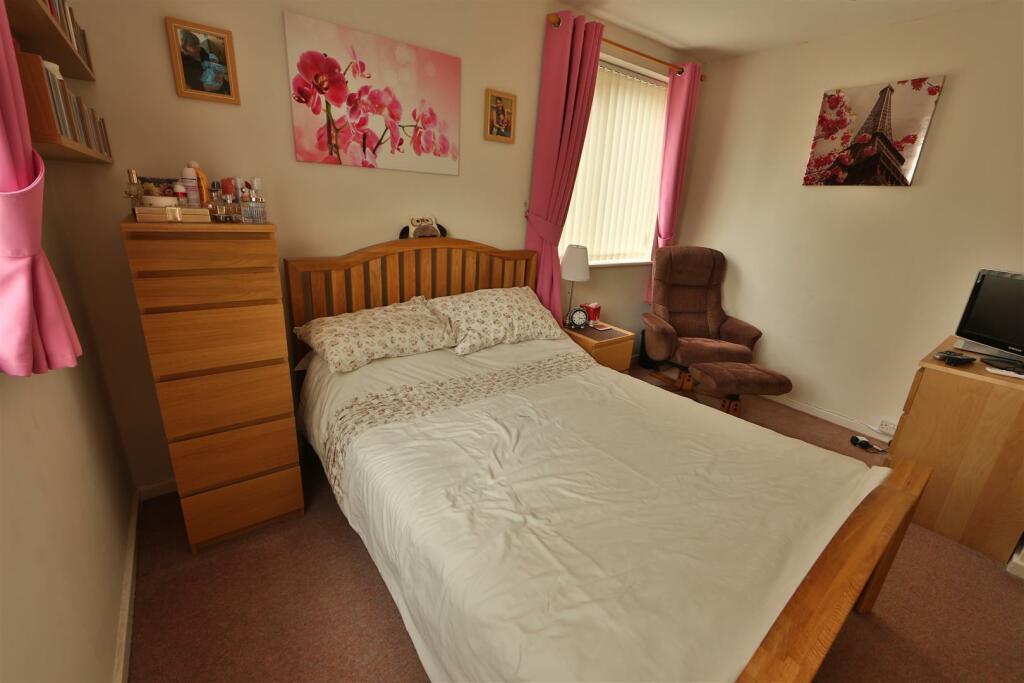 Bedroom.jpg