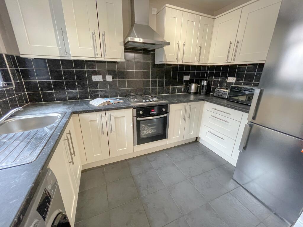 128 Cranborne(9)