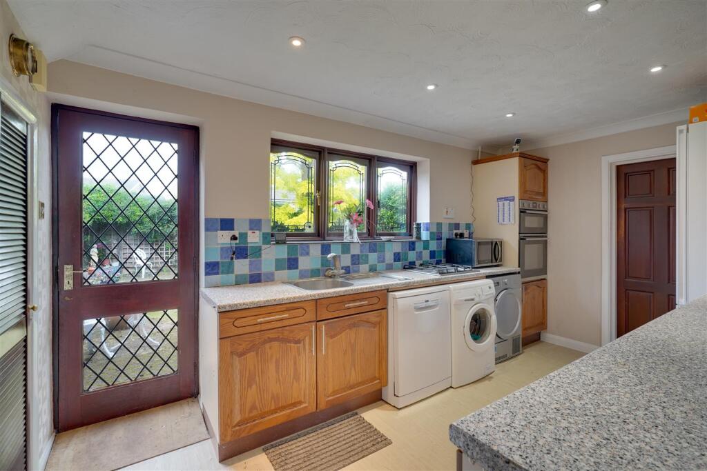 4 Spring Ln, Bottisham,-(1).jpg