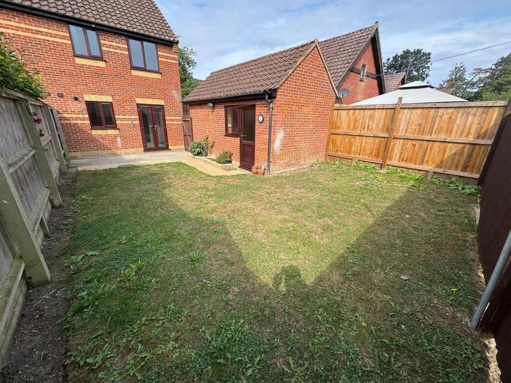 WhatsApp Image 2025-08-22 at 14.16.43 (2).jpeg