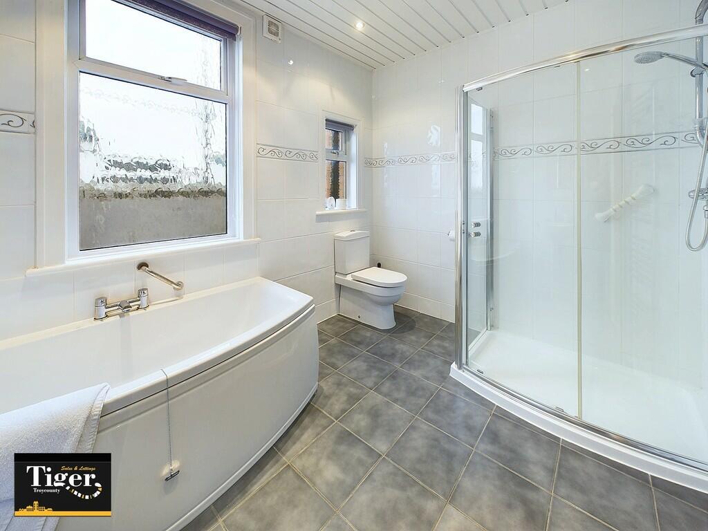 CAM02176G0-PR0434...