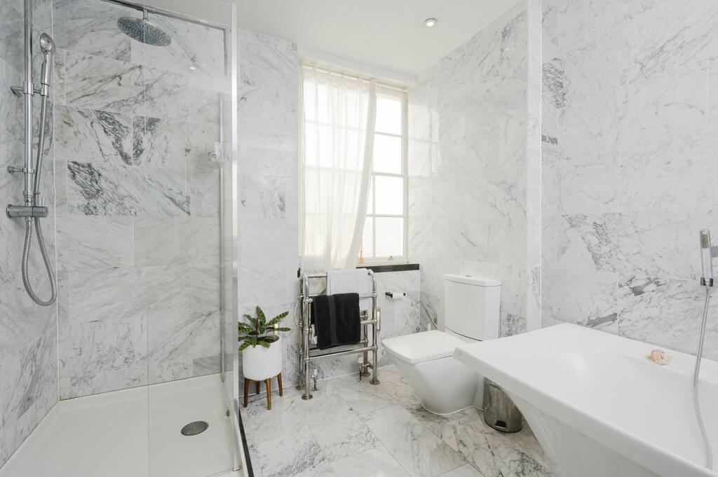Principal Ensuite