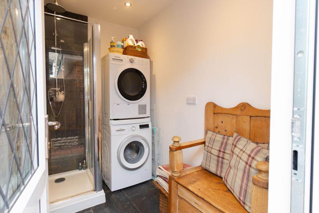 Utility / Shower &amp; Boot Room