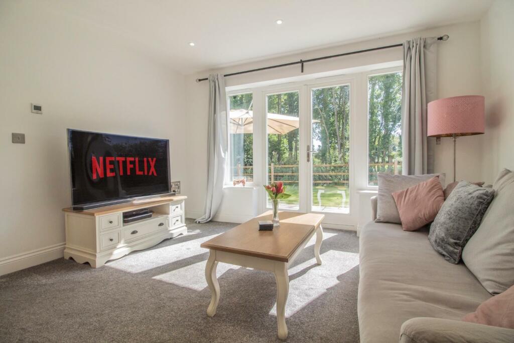 4 Mortimer Road, Cockfield [Sitting Room] 01.jpg