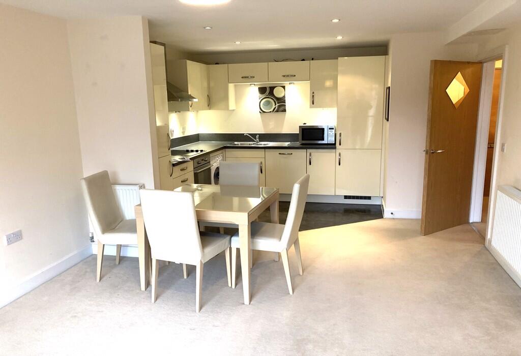 Open Plan Living Room/Fitted Kitchen
