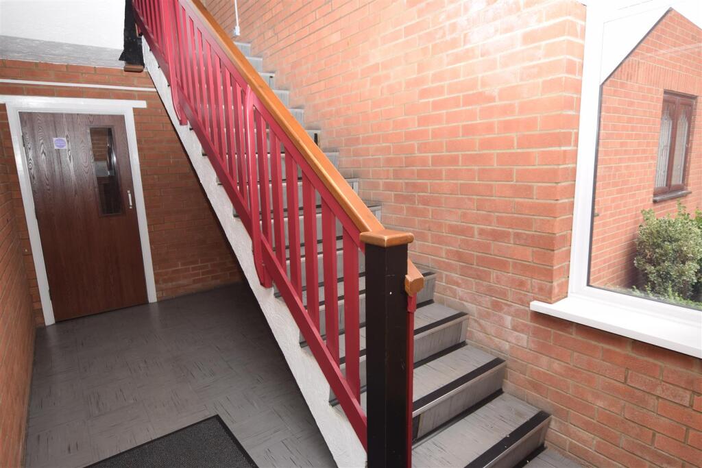 COMMUNAL ENTRANCE &amp; STAIRS
