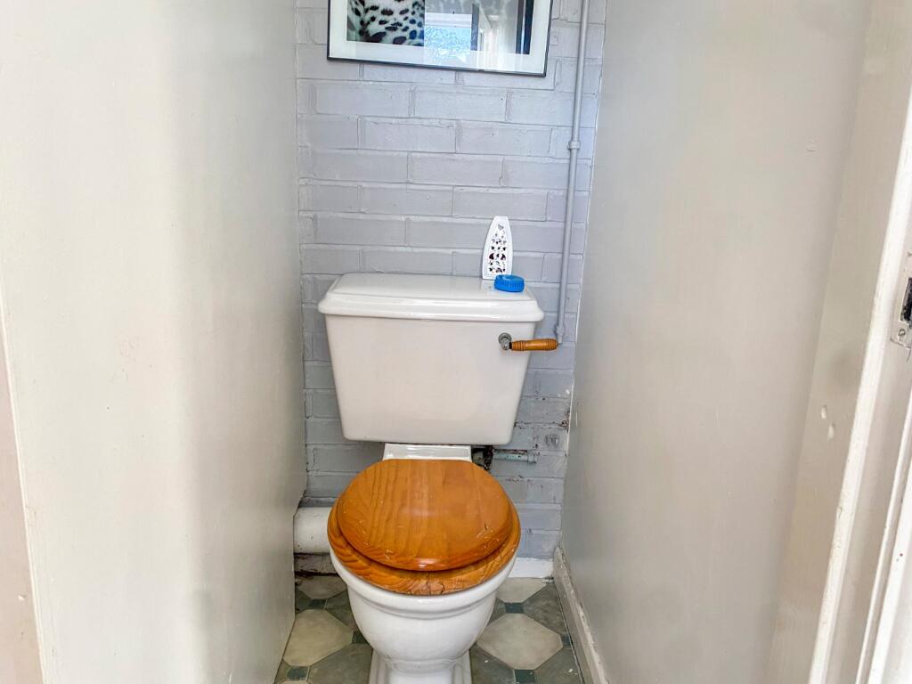 Loo