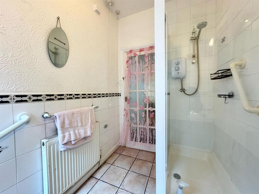 WhatsApp Image 2025-04-09 at 17.02.45_e082fb3f.jpg