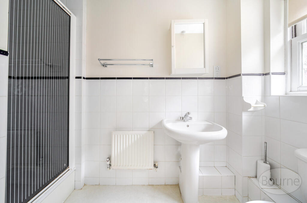 bb0bb7db-3487-497...