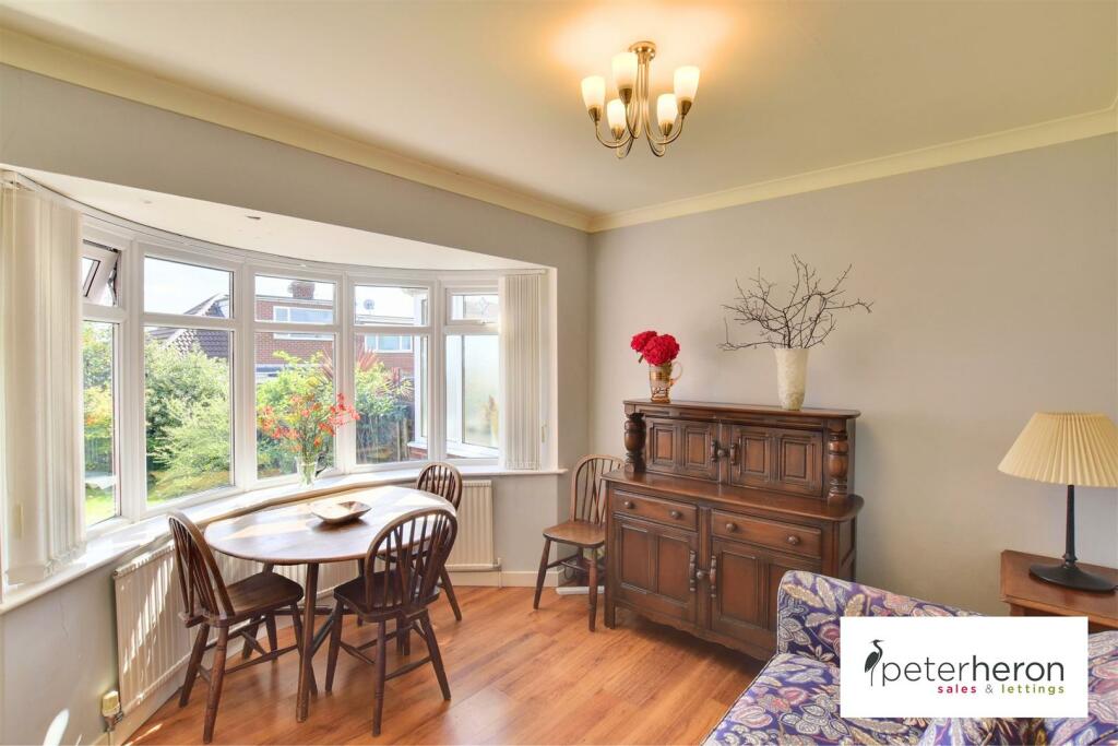 Bedroom 3/Dining Room